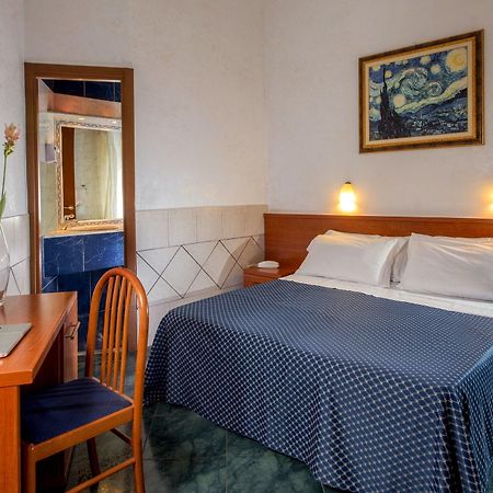 Hotel Luciani โรม ภายนอก รูปภาพ