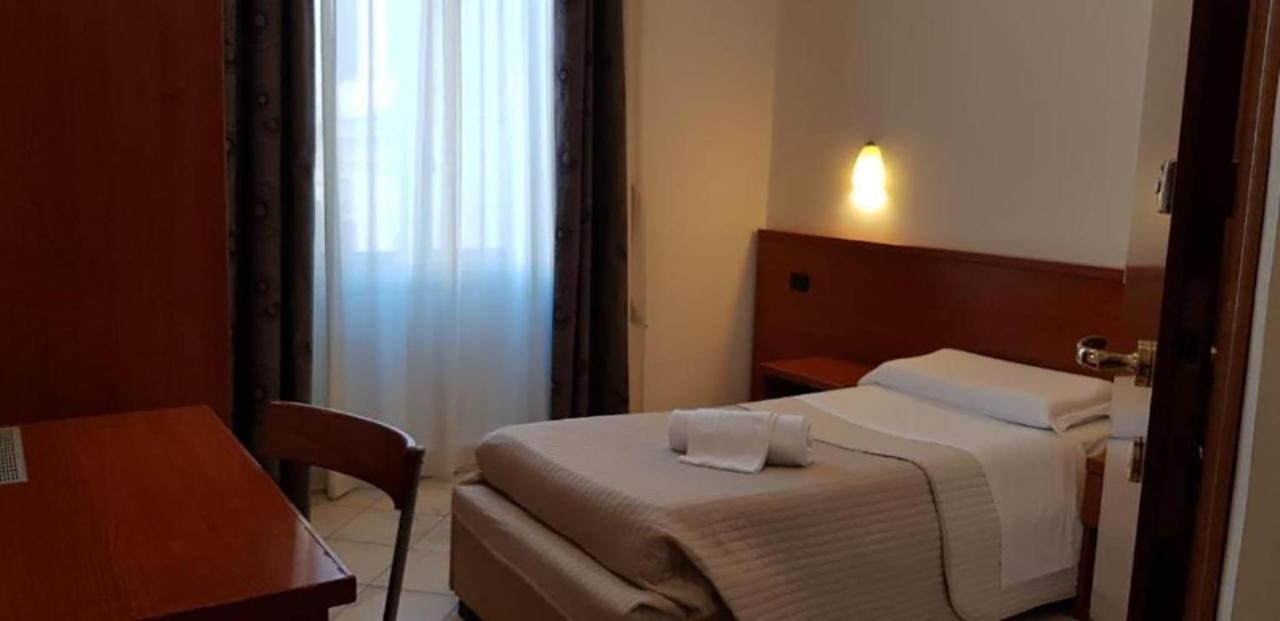 Hotel Luciani โรม ภายนอก รูปภาพ
